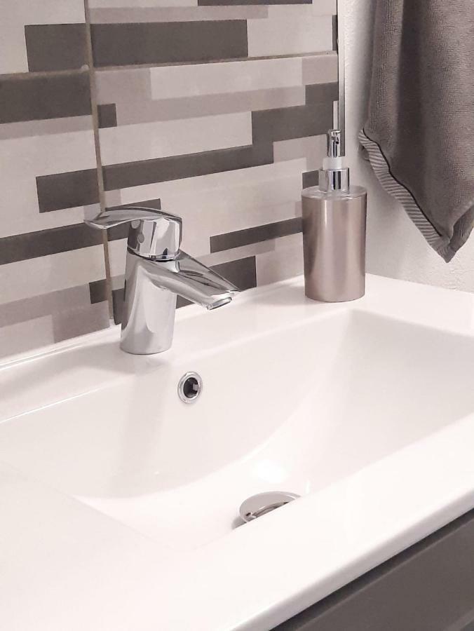 סאן לואיס Comfort Stay Basel Airport 1A46 מראה חיצוני תמונה